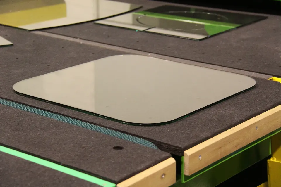 Cutting Laminated Glass - 1